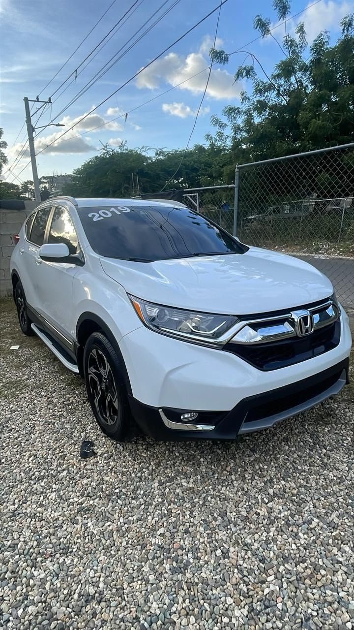 Honda CR-V rental vehicle